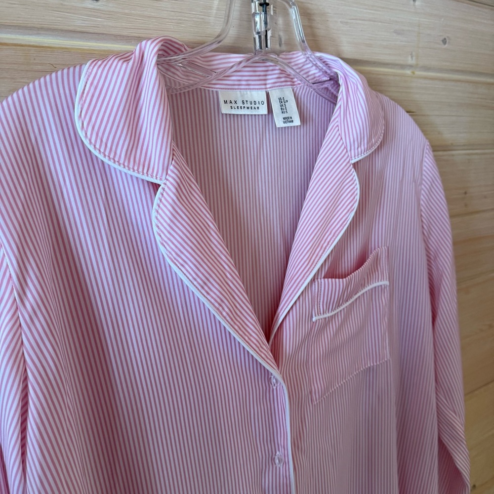 Max Studio Sleepwear Nightgown NWT Pink Stripe Pajama Nightshirt S